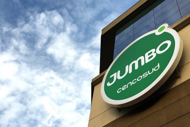 Jumbo and Santa Isabel supermarkets are already operational